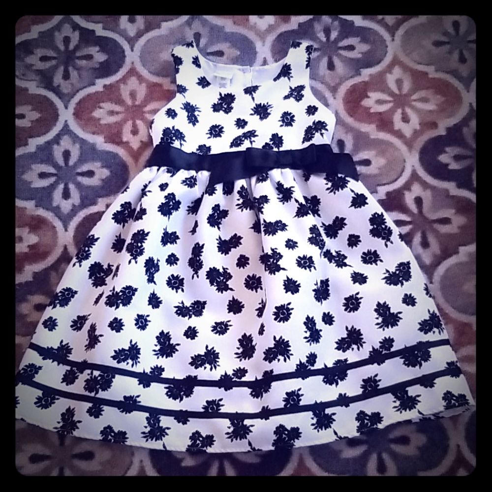Holiday Edition dress NWOT